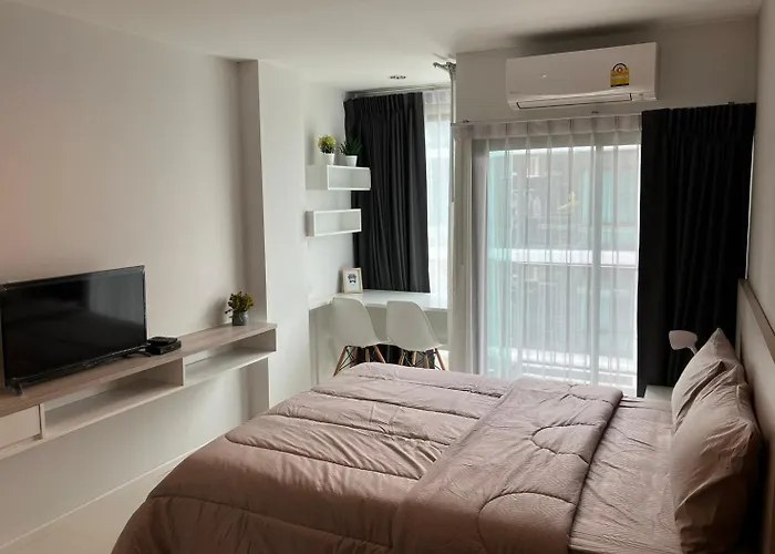 2 Mins Walk To Bts Bang Chak Apartment Bangkok